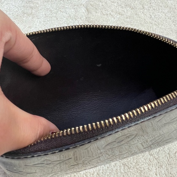 Authentic Louis Vuitton Monogram Vernis Pochette Cosmetic Pouch - Picture 12 of 16